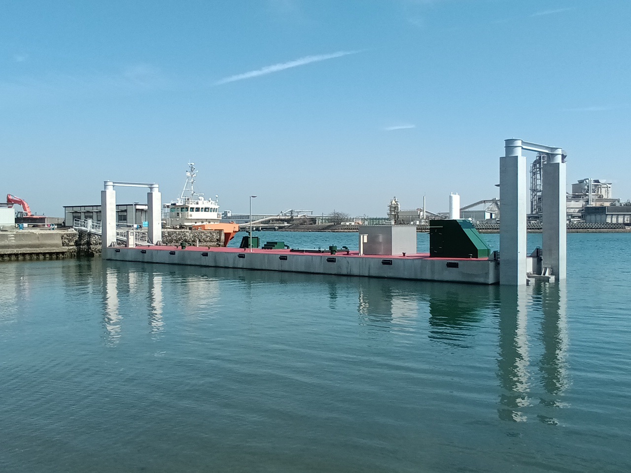 徳島小松島港みずき代替船係留施設設置工事