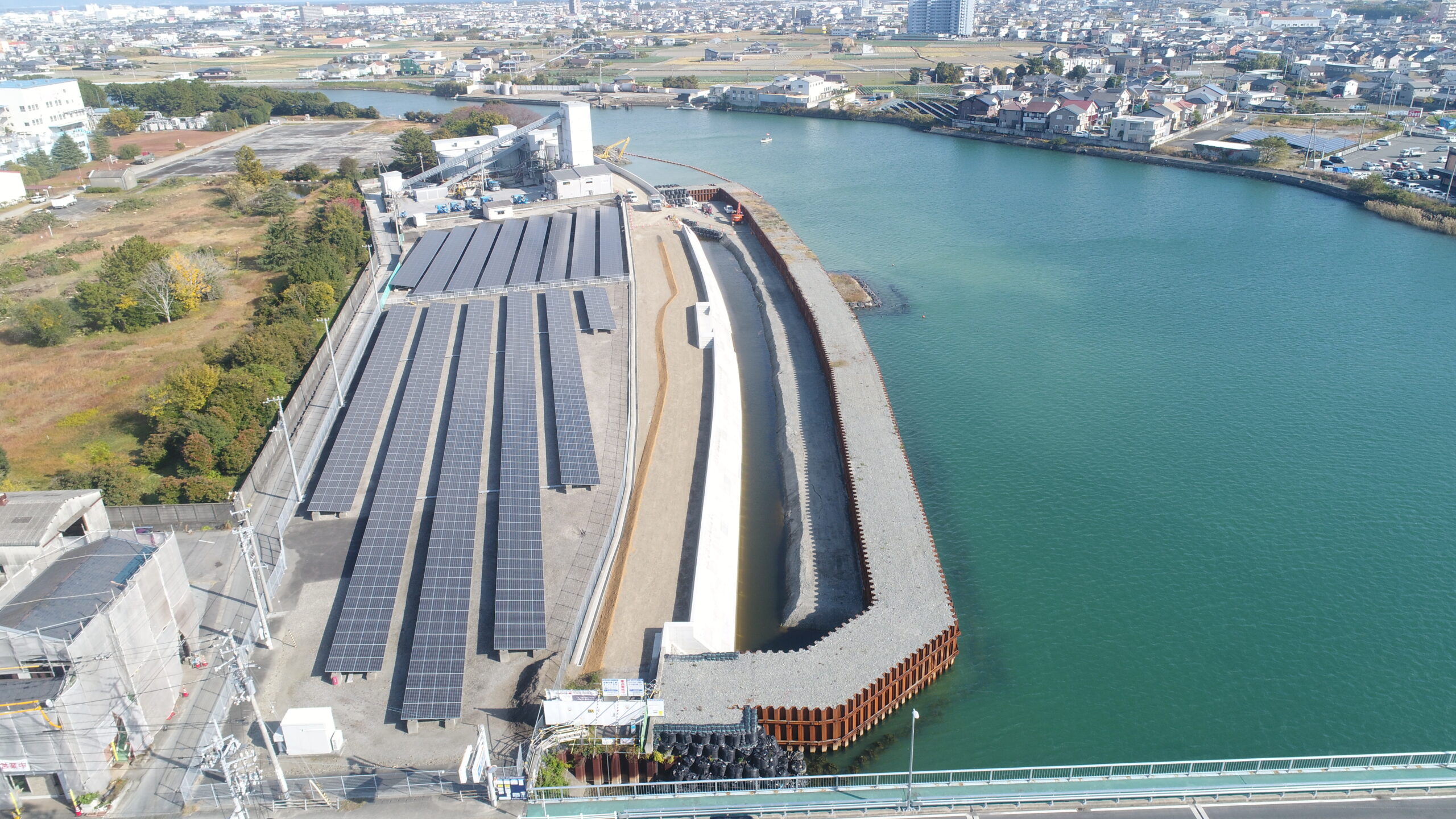 令和５－７年度　中島上流堤防耐震対策工事 画像02